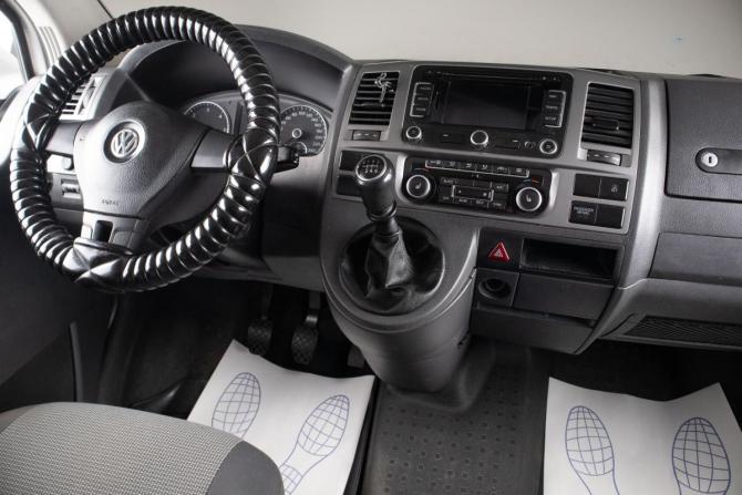 Volkswagen Caravelle T5 Рестайлинг с пробегом 2012 года, цена 1 749 000 рублей, 445215 км, минивэн, Автокод Объявления