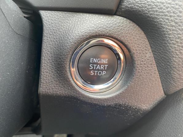 Toyota RAV4 V (XA50) с пробегом 2021 года, цена 3 700 000 рублей, 50000 км, внедорожник, Автокод Объявления