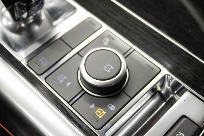 Land Rover Range Rover Sport II Рестайлинг с пробегом 2019 года, цена 4 599 000 рублей, 158287 км, внедорожник, Автокод Объявления