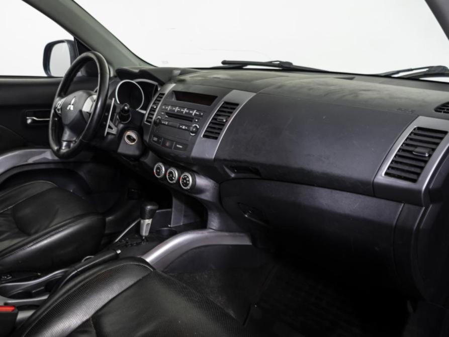 Mitsubishi Outlander II Москва  - изображение 11