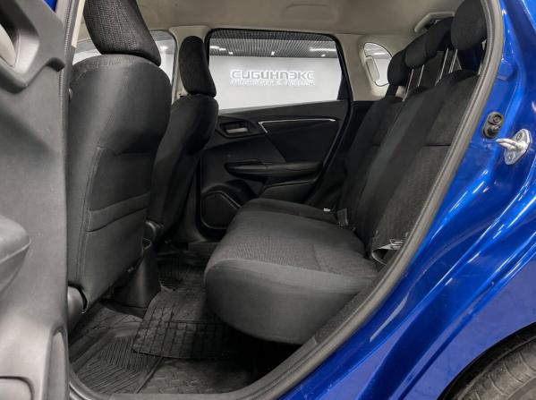 Honda Fit III с пробегом 2016 года, цена 825 000 рублей, 220958 км, хэтчбек, Автокод Объявления