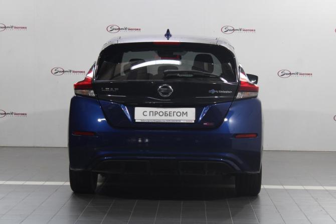 Nissan Leaf II (ZE1) с пробегом 2020 года, цена 1 490 000 рублей, 48596 км, хэтчбек, Автокод Объявления