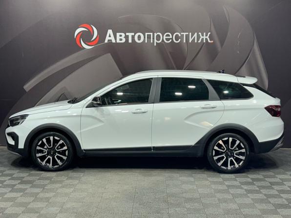 Lada (ВАЗ) Vesta I Рестайлинг (NG) с пробегом 2024 года, цена 1 360 000 рублей, 59650 км, универсал, Автокод Объявления