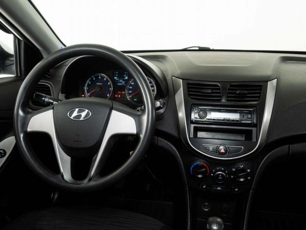 Hyundai Solaris I Рестайлинг с пробегом 2014 года, цена 798 000 рублей, 190618 км, хэтчбек, Автокод Объявления