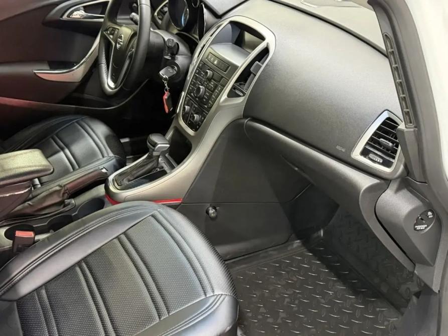 Opel Astra J Саратов  - изображение 8