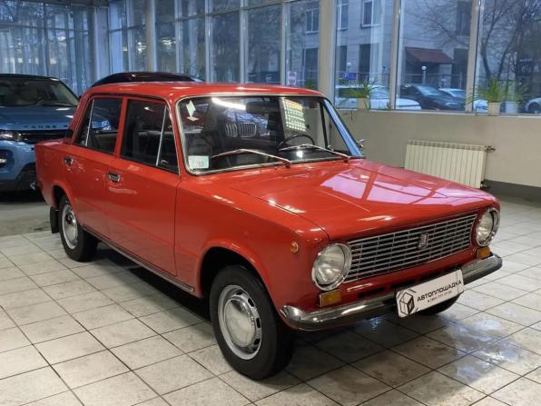 Lada (ВАЗ) 2101 с пробегом 1986 года, цена 555 555 рублей, 42920 км, седан, Автокод Объявления