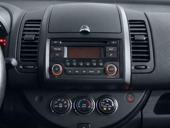 Nissan Note I Рестайлинг с пробегом 2012 года, цена 755 000 рублей, 218000 км, хэтчбек, Автокод Объявления