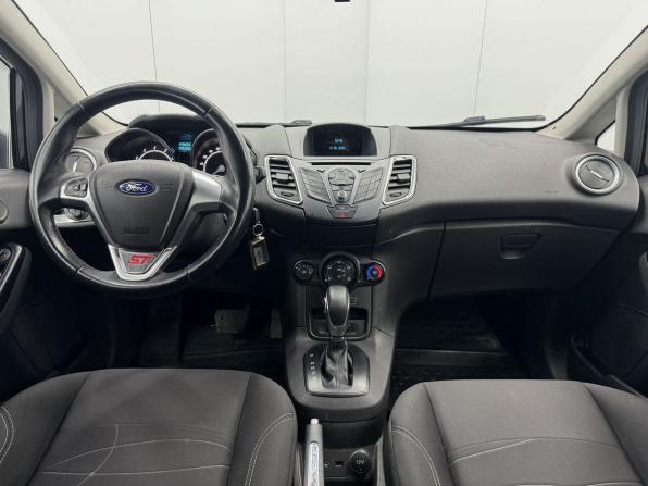 Ford Fiesta Mk6 Рестайлинг с пробегом 2016 года, цена 899 000 рублей, 96506 км, седан, Автокод Объявления