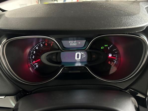 Renault Kaptur I Рестайлинг с пробегом 2020 года, цена 1 670 000 рублей, 123310 км, внедорожник, Автокод Объявления