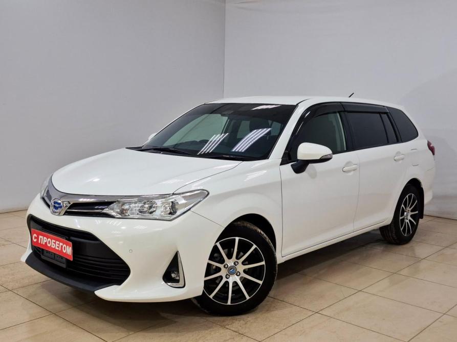 Toyota Corolla XI (E160 E170) Рестайлинг 2 Альметьевск  - изображение 1