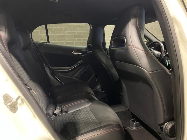 Mercedes-Benz GLA I (X156) с пробегом 2016 года, цена 2 000 000 рублей, 221782 км, внедорожник, Автокод Объявления