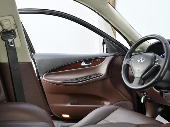Infiniti QX50 I с пробегом 2015 года, цена 1 349 000 рублей, 118000 км, внедорожник, Автокод Объявления