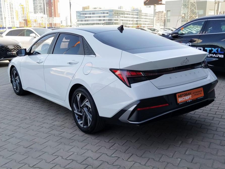 Hyundai Elantra VII (CN7) Рестайлинг Екатеринбург  - изображение 7