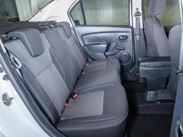 Renault Logan II Рестайлинг с пробегом 2022 года, цена 1 360 000 рублей, 43226 км, седан, Автокод Объявления