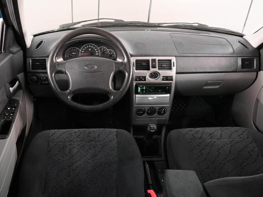 Lada (ВАЗ) Priora I Ростов-на-Дону  - изображение 6