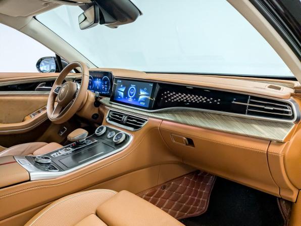 Hongqi H9 I с пробегом 2023 года, цена 4 000 000 рублей, 31369 км, седан, Автокод Объявления