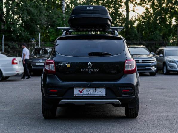 Renault Sandero II с пробегом 2015 года, цена 817 000 рублей, 145479 км, хэтчбек, Автокод Объявления