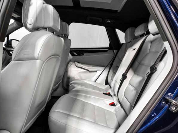 Porsche Macan I Рестайлинг с пробегом 2019 года, цена 5 200 000 рублей, 70569 км, внедорожник, Автокод Объявления