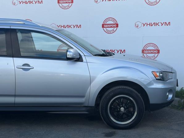 Mitsubishi Outlander II Рестайлинг с пробегом 2010 года, цена 1 049 000 рублей, 255529 км, внедорожник, Автокод Объявления