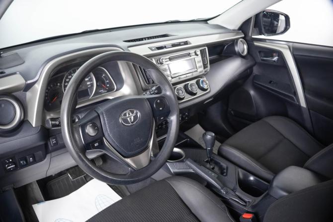 Toyota RAV4 IV (XA40) с пробегом 2013 года, цена 1 899 000 рублей, 240253 км, внедорожник, Автокод Объявления
