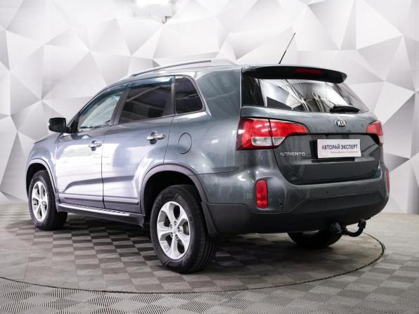 Kia Sorento II Рестайлинг с пробегом 2015 года, цена 1 770 000 рублей, 175000 км, внедорожник, Автокод Объявления