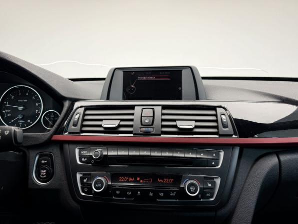BMW 3 серии VI (F3x) с пробегом 2015 года, цена 1 763 000 рублей, 171773 км, лифтбек, Автокод Объявления