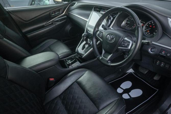 Toyota Harrier III (XU60) Рестайлинг с пробегом 2019 года, цена 2 648 000 рублей, 106000 км, внедорожник, Автокод Объявления