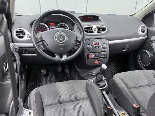 Renault Clio III Рестайлинг с пробегом 2010 года, цена 559 000 рублей, 228139 км, хэтчбек, Автокод Объявления