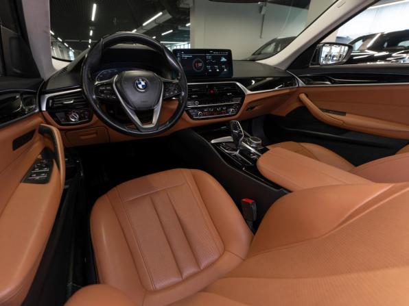 BMW 5 серии VII (G30/G31/G38) Рестайлинг с пробегом 2022 года, цена 3 750 000 рублей, 81324 км, универсал, Автокод Объявления