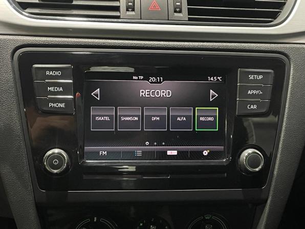 Skoda Rapid I Рестайлинг с пробегом 2018 года, цена 1 025 000 рублей, 164200 км, лифтбек, Автокод Объявления