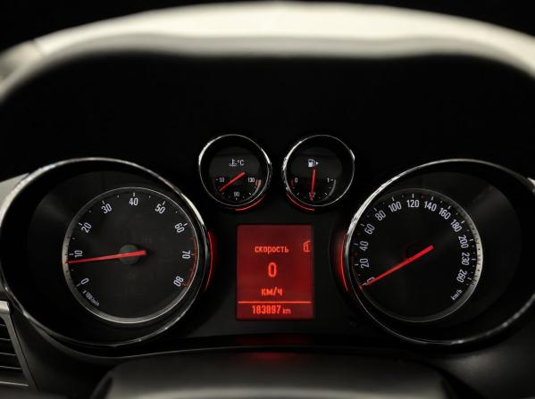 Opel Zafira C с пробегом 2012 года, цена 990 000 рублей, 185000 км, минивэн, Автокод Объявления