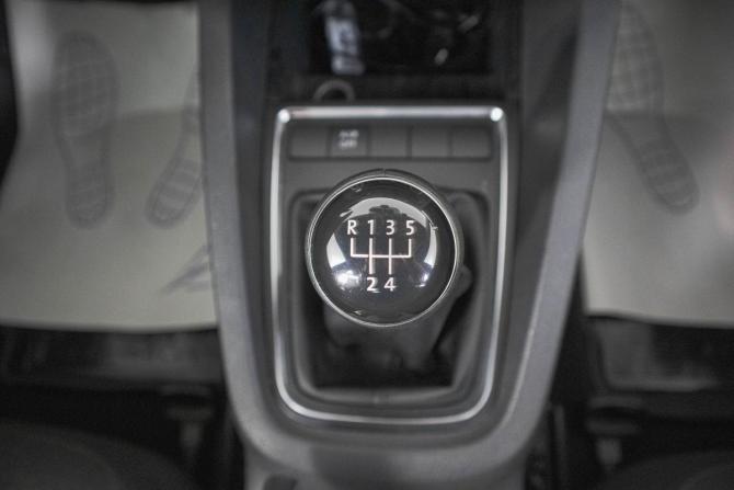 Volkswagen Jetta VI Рестайлинг с пробегом 2015 года, цена 1 149 000 рублей, 208000 км, седан, Автокод Объявления