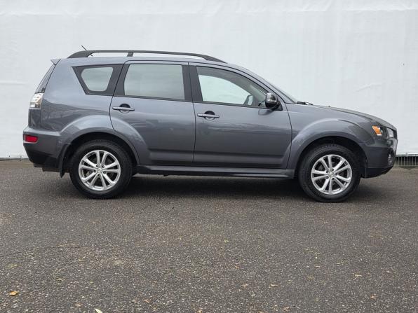 Mitsubishi Outlander II Рестайлинг с пробегом 2011 года, цена 1 060 000 рублей, 204039 км, внедорожник, Автокод Объявления