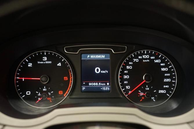 Audi Q3 I (8U) с пробегом 2013 года, цена 1 599 000 рублей, 187241 км, внедорожник, Автокод Объявления