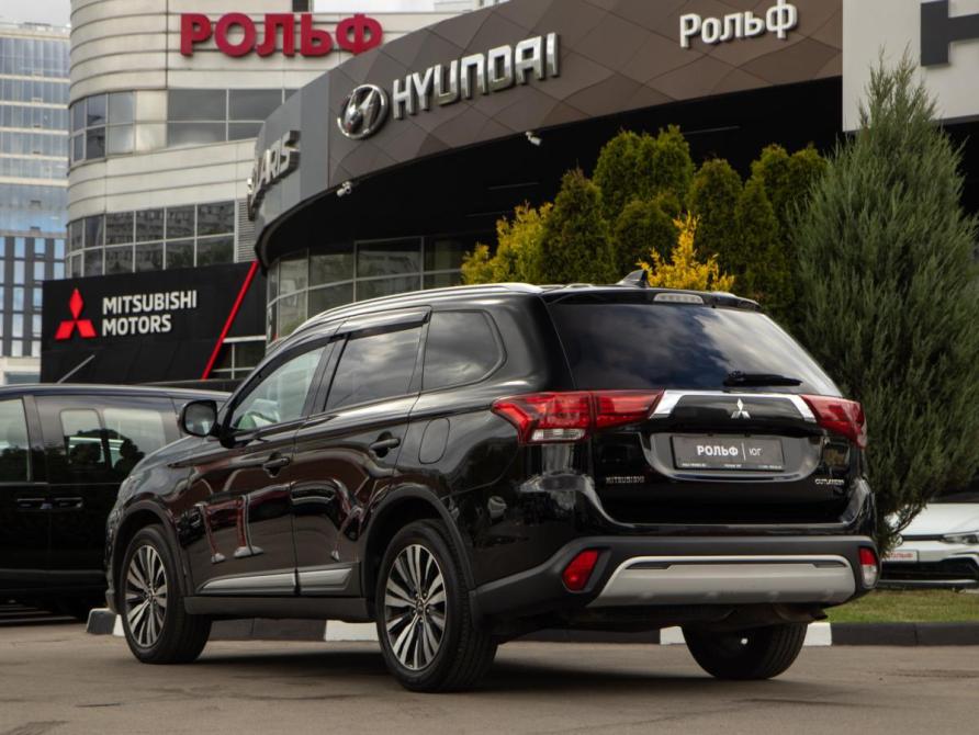 Mitsubishi Outlander III Рестайлинг 3 Москва  - изображение 6