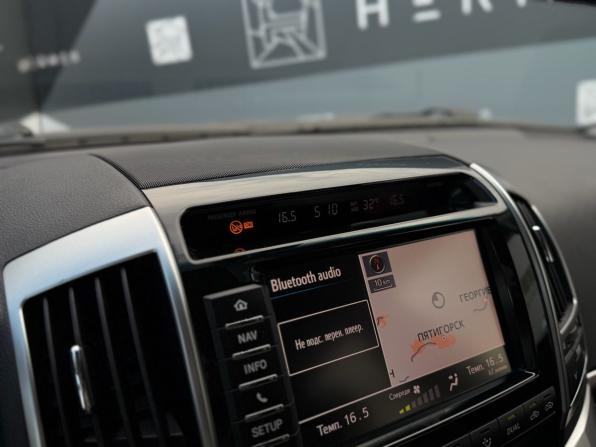 Toyota Land Cruiser 200 Series Рестайлинг 1 с пробегом 2013 года, цена 3 719 000 рублей, 174430 км, внедорожник, Автокод Объявления