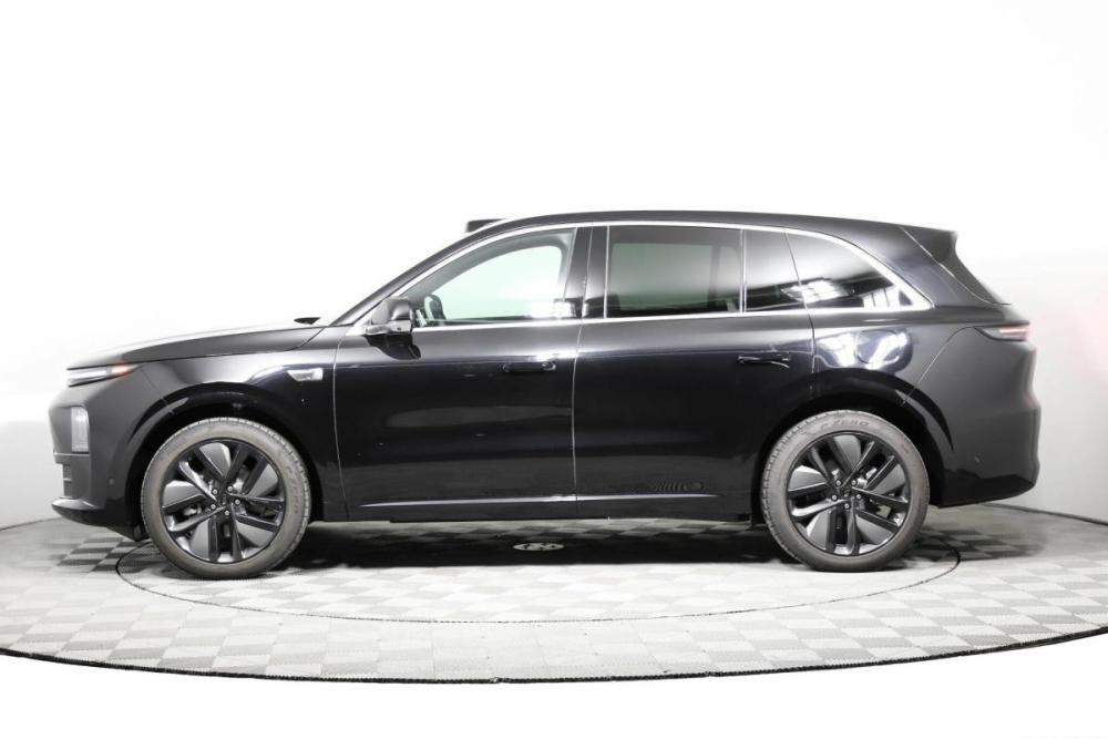 Li Auto (Lixiang) L6 Москва  - изображение 2