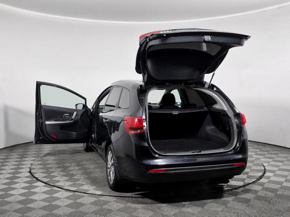 Kia Ceed II Рестайлинг с пробегом 2018 года, цена 1 061 000 рублей, 185066 км, универсал, Автокод Объявления