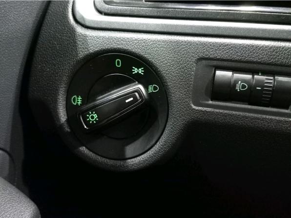 Skoda Rapid I Рестайлинг с пробегом 2019 года, цена 1 010 000 рублей, 245000 км, лифтбек, Автокод Объявления