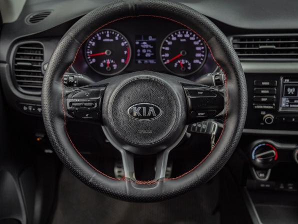 Kia Rio IV с пробегом 2017 года, цена 850 000 рублей, 291600 км, седан, Автокод Объявления
