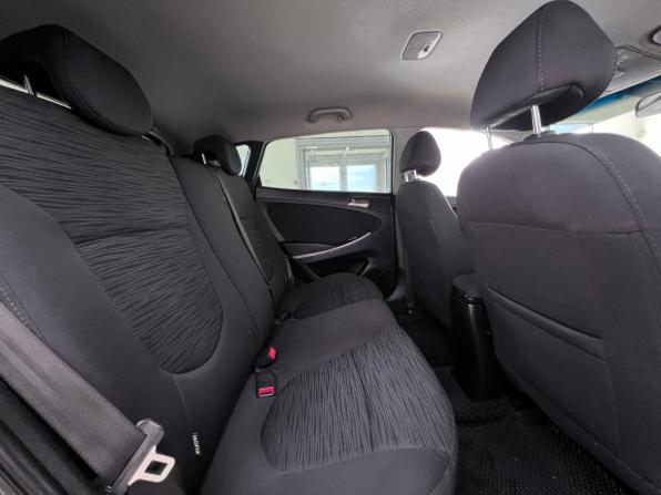 Hyundai Solaris I Рестайлинг с пробегом 2015 года, цена 995 000 рублей, 97234 км, хэтчбек, Автокод Объявления