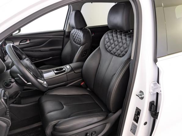 Hyundai Santa Fe IV Рестайлинг с пробегом 2022 года, цена 4 440 000 рублей, 51261 км, внедорожник, Автокод Объявления