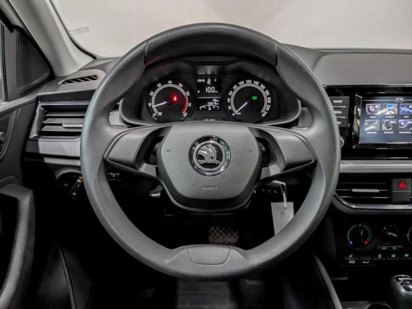 Skoda Rapid II с пробегом 2021 года, цена 1 350 000 рублей, 133318 км, лифтбек, Автокод Объявления