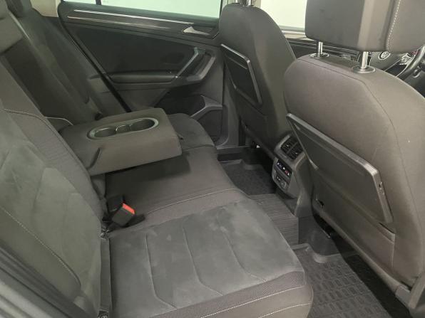 Volkswagen Tiguan II с пробегом 2018 года, цена 2 149 000 рублей, 221876 км, внедорожник, Автокод Объявления