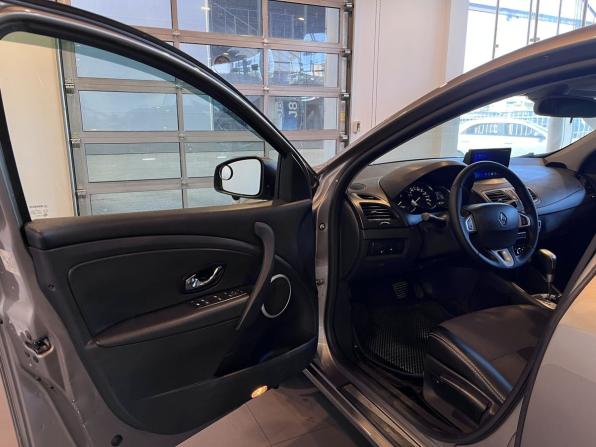 Renault Megane III с пробегом 2012 года, цена 670 000 рублей, 220875 км, хэтчбек, Автокод Объявления