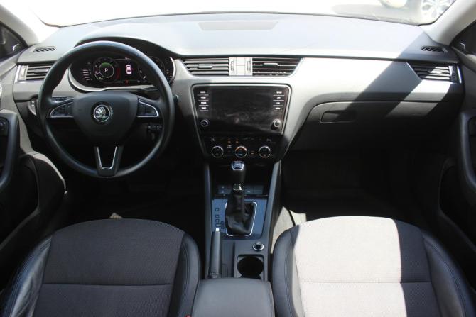 Skoda Octavia III (A7) Рестайлинг с пробегом 2019 года, цена 1 987 000 рублей, 177541 км, лифтбек, Автокод Объявления