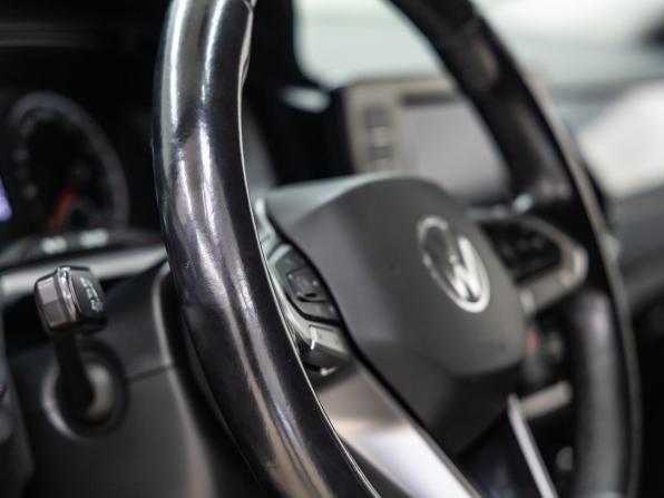 Volkswagen Polo VI с пробегом 2021 года, цена 1 490 000 рублей, 76198 км, лифтбек, Автокод Объявления