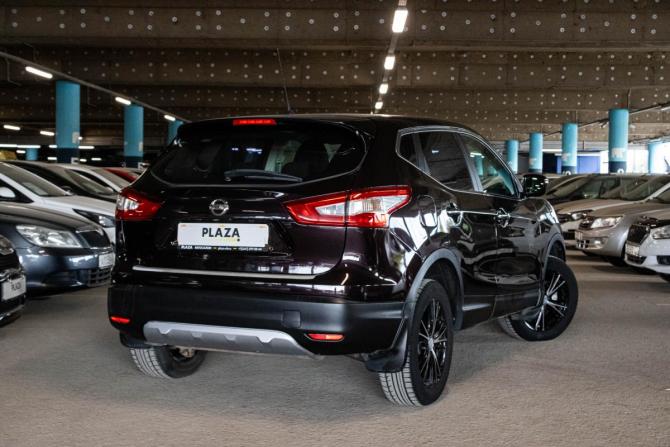 Nissan Qashqai II с пробегом 2014 года, цена 1 375 000 рублей, 140049 км, внедорожник, Автокод Объявления