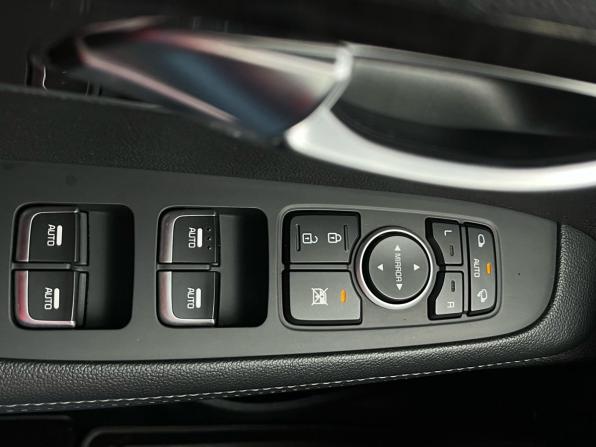 Kia Sorento III Prime с пробегом 2017 года, цена 2 150 000 рублей, 170000 км, внедорожник, Автокод Объявления