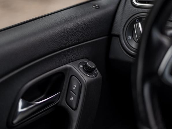 Volkswagen Polo V Рестайлинг с пробегом 2019 года, цена 1 190 000 рублей, 87605 км, седан, Автокод Объявления